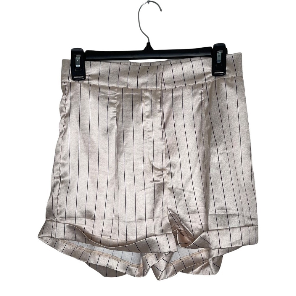 NWT Missguided petite stone satin stripe tailored shorts Size 2 - Picture 2 of 8